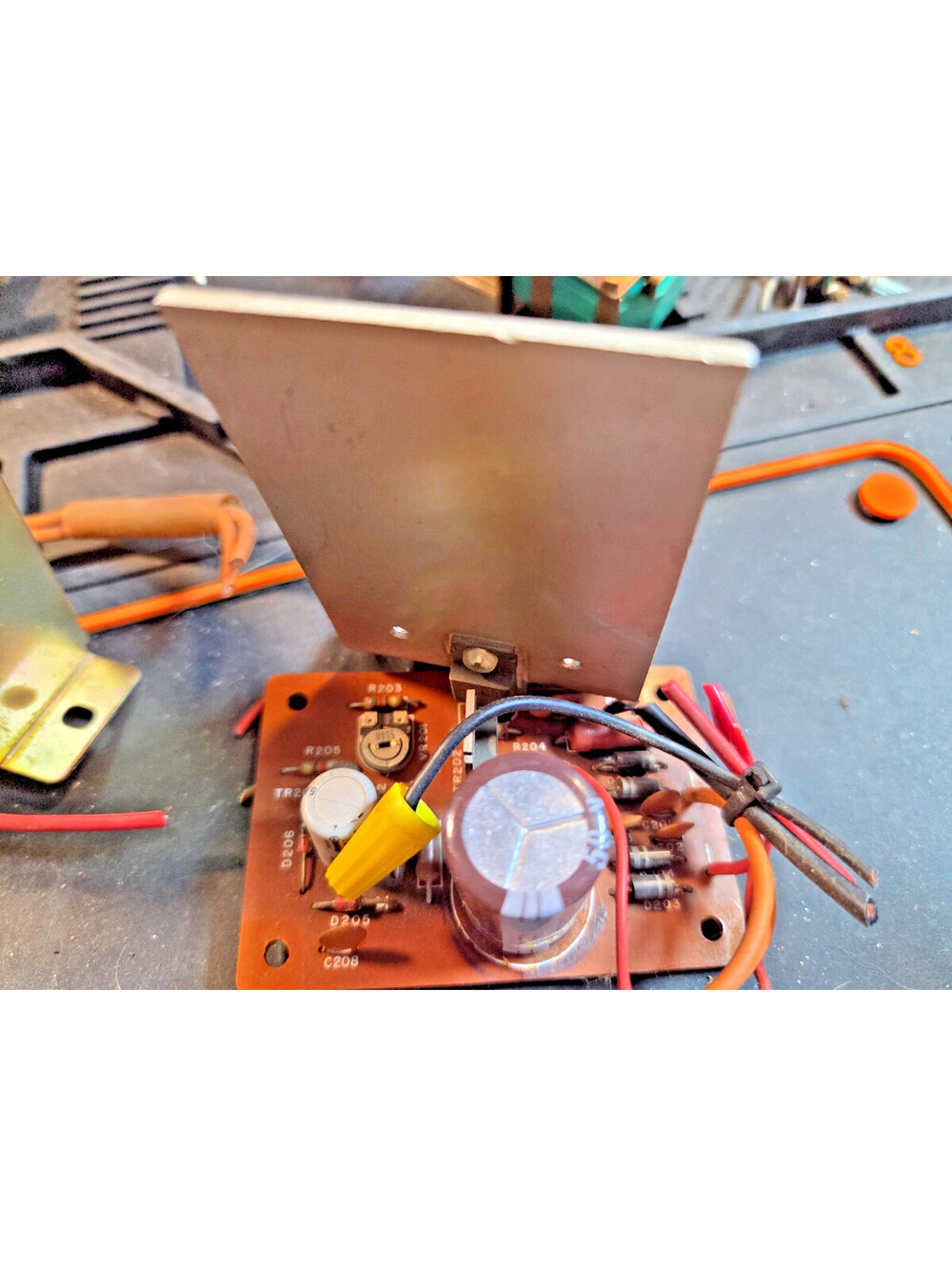 THIS IS A DC BREAKOUT BOARD FROM A PRESIDENT DWIGHT D BASE RADIO